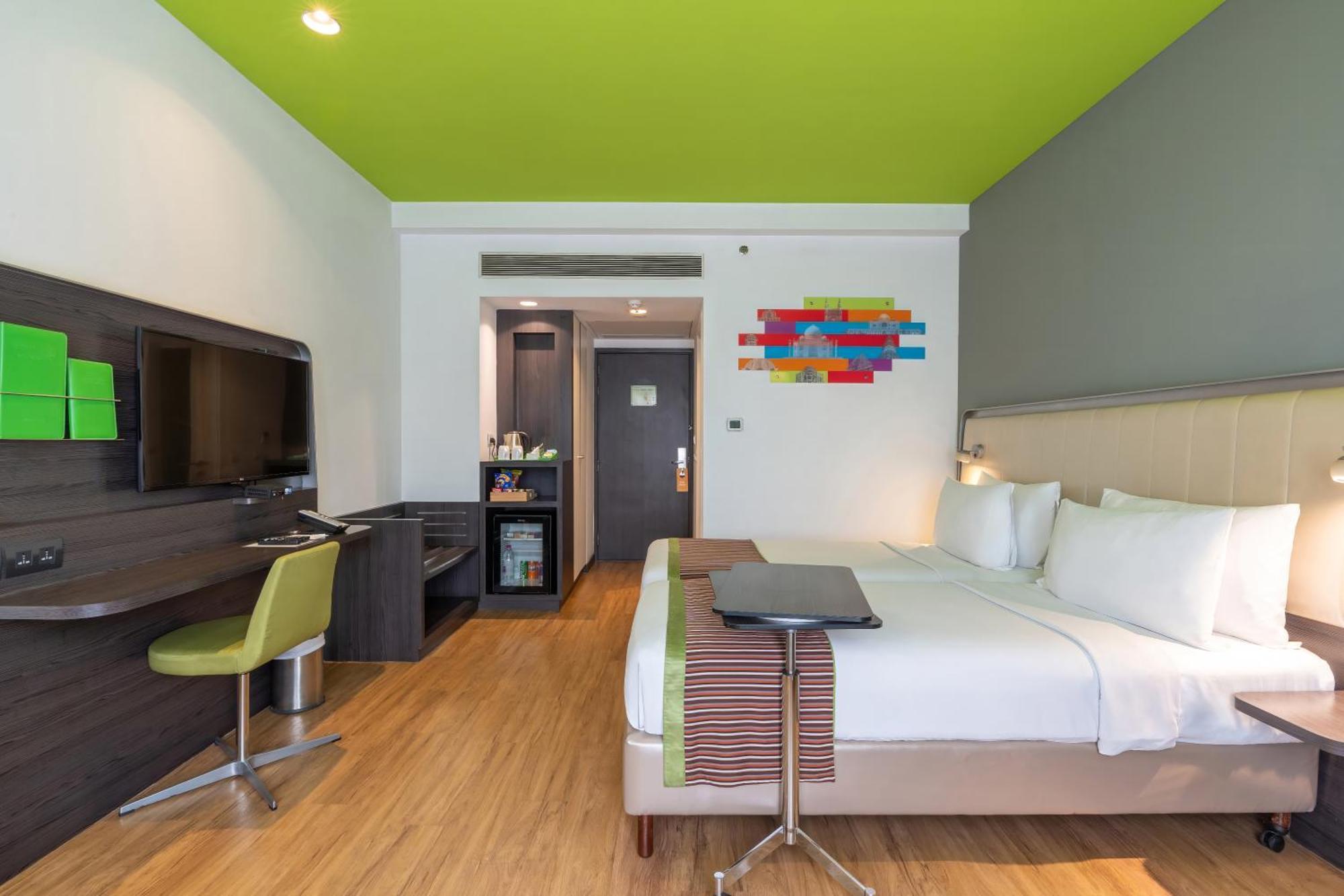 Park Inn By Radisson,South Delhi Nueva Delhi Exterior foto A room at the hotel